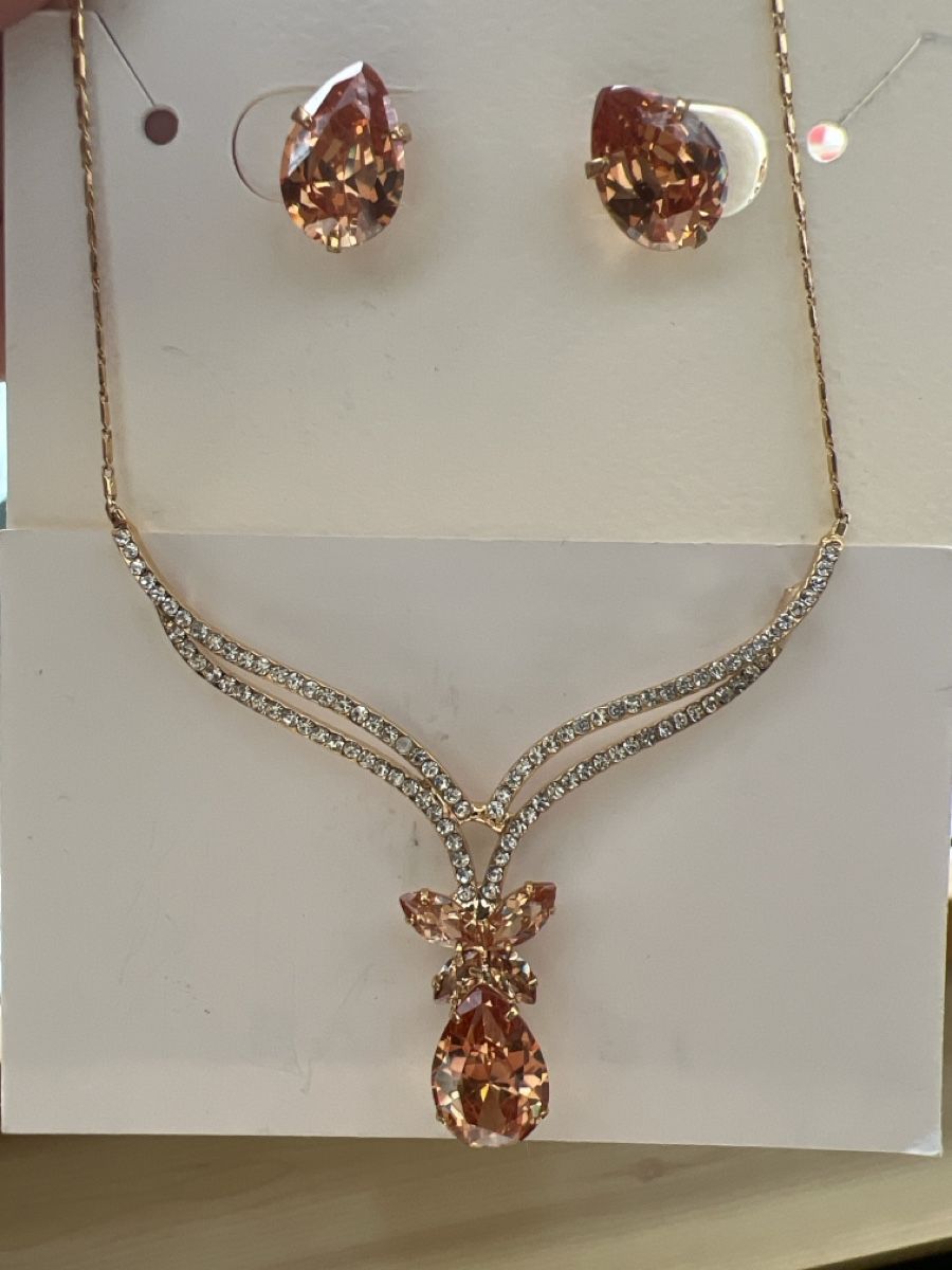 Ketten: Modeschmuck Halskette mit Ohrringen – Neu (gemäss Beschreibung) aus St.Moritz von MonikaG08 1