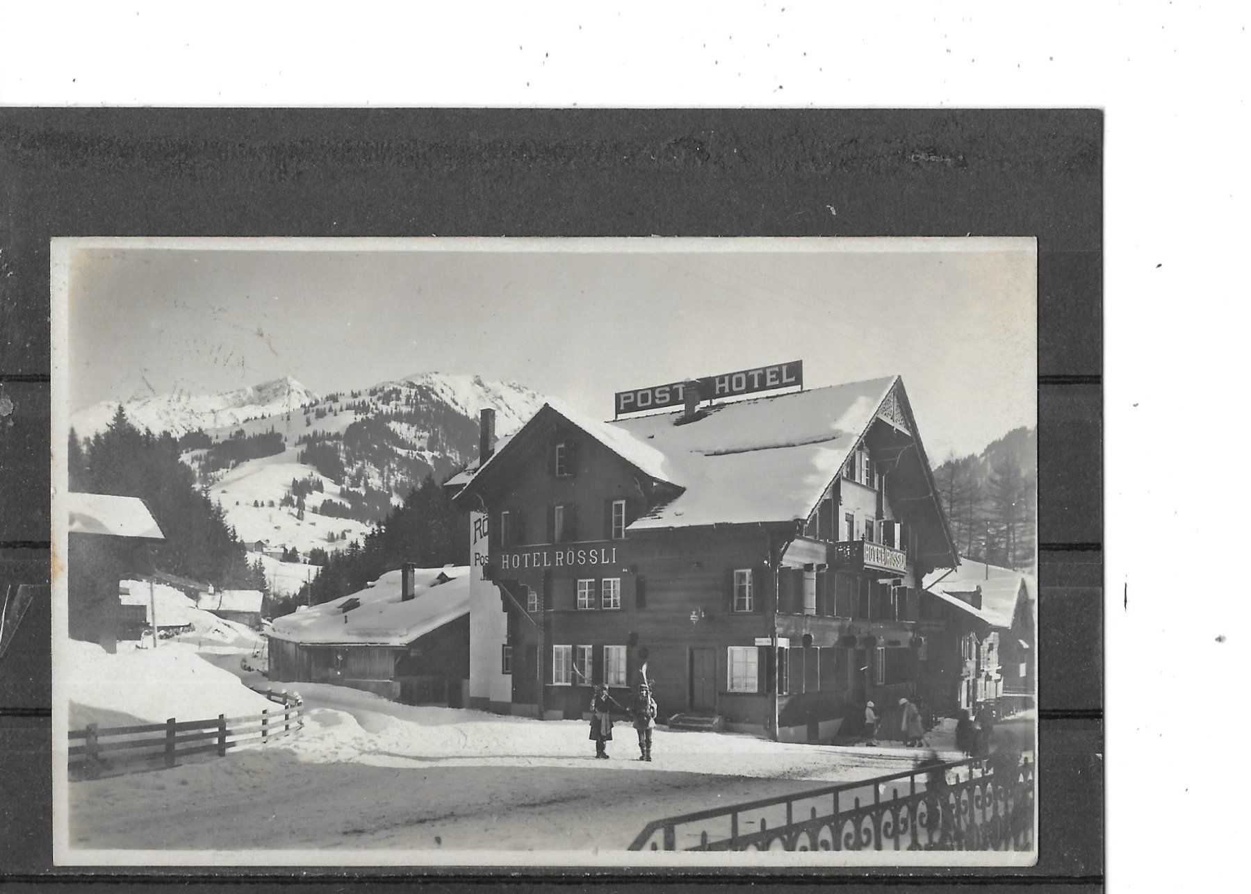 Cartoline postali: BE Gstaad 1922 Rössli & Posthotel – Usato da Schocherswil venduto da Wilare