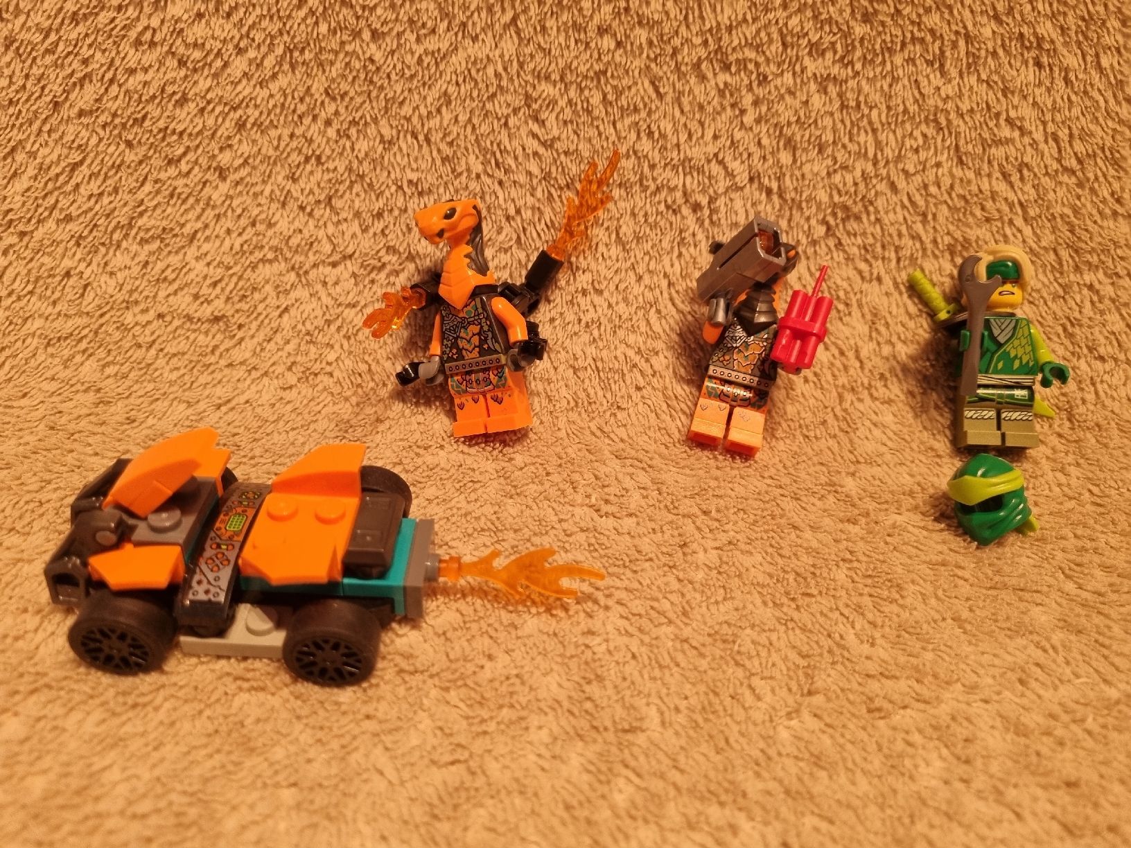 Lego Giocattoli: Ninjago Lloyds Rennwagen – Usato da Rümlang venduto da Franny93 1