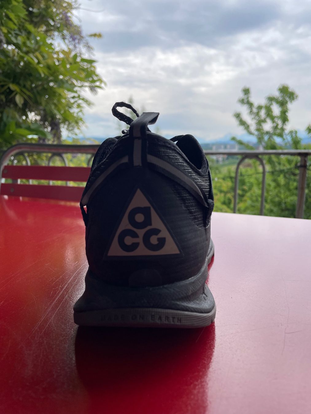 Scarpe da uomo: Nike ACG Mountain Fly Low, Schwarz, Grösse 41 – Usato da Zollikofen venduto da d.rind 1