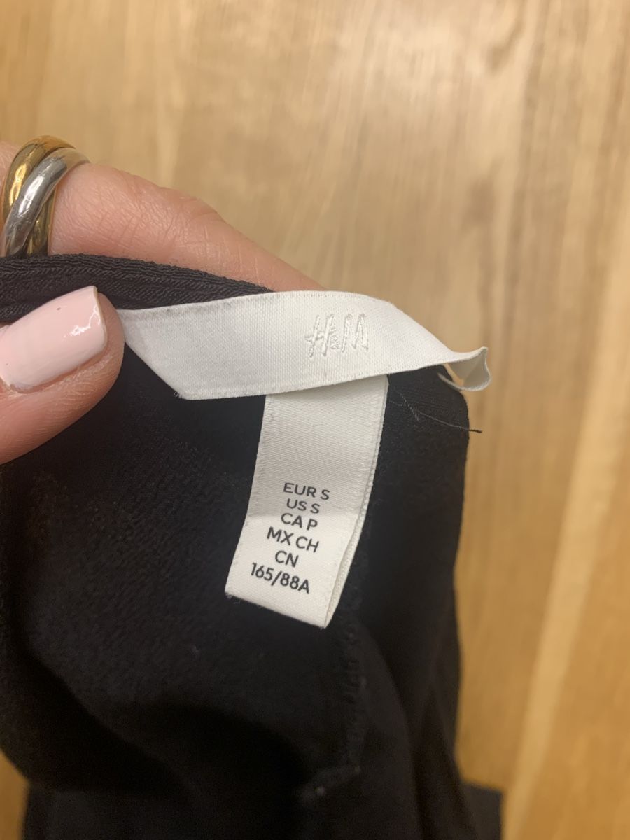 H&M Vestiti: H&M Kleid mit Knöpfen, Grösse S – Nuovo (secondo la descrizione) da Luzern venduto da bonnie23 4