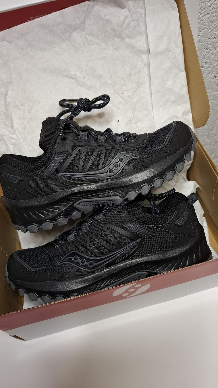 Saucony Scarpe da uomo: Saucony Grid Peak !! Neuve, taille 37 – Nuovo e nell'imballaggio originale da Le Landeron venduto da rue_k9kg