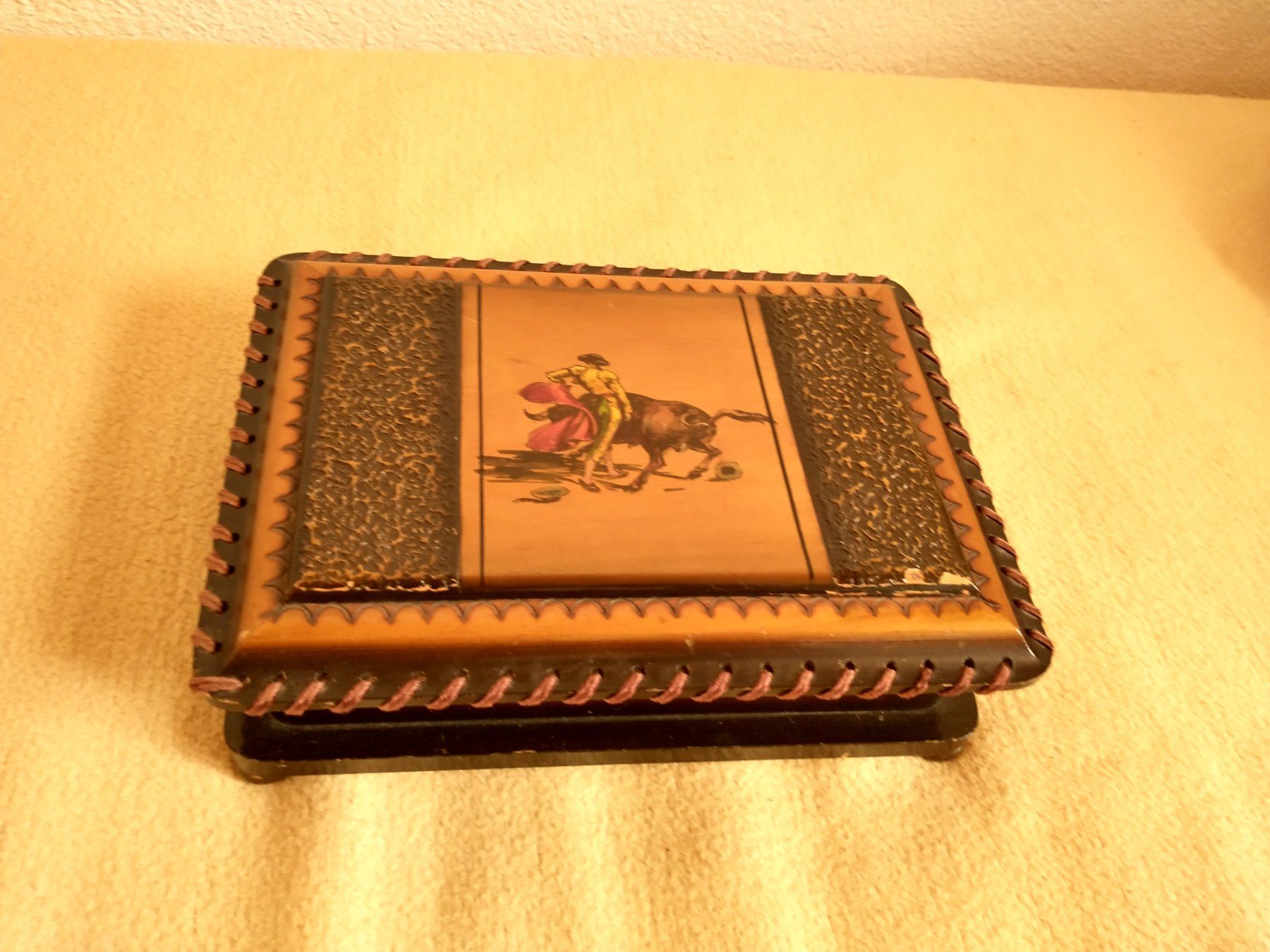 Spieldosen: Antike Schmuckschatulle / Holzschatulle Spieldose vintage – Gebraucht aus Löhningen von Chimae67 3