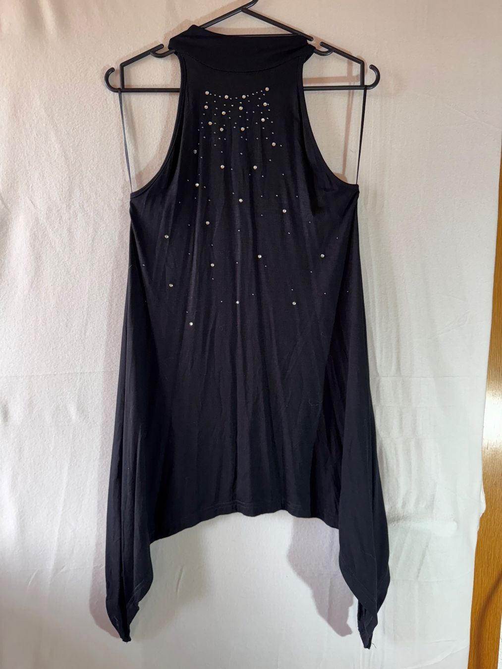 Blusen: Schöne schwarze Bluse mit Applikationen Gr. 36/38 – Gebraucht aus Grosswangen von second_hand_dress