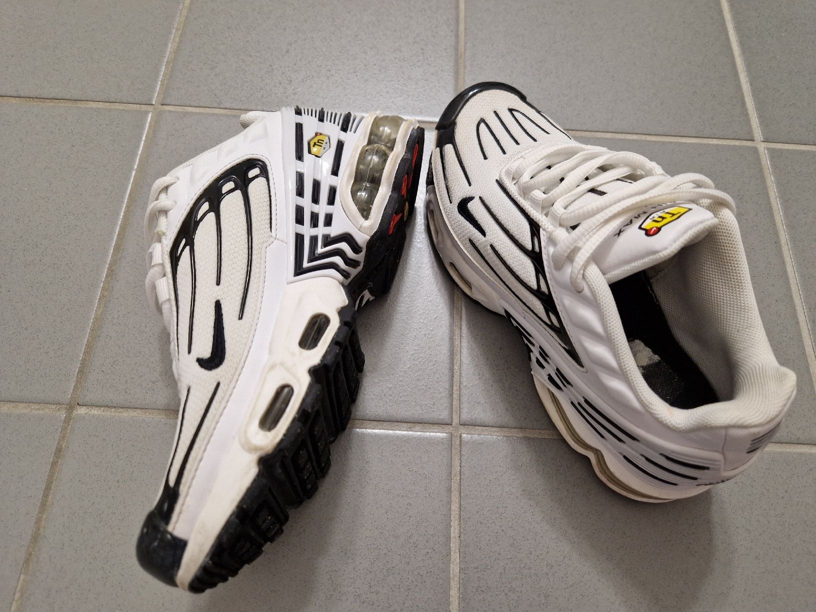Nike Schuhe für Jungen: Nike TN Grösse 36 – Gebraucht aus Winterthur von Pumba_8400 1