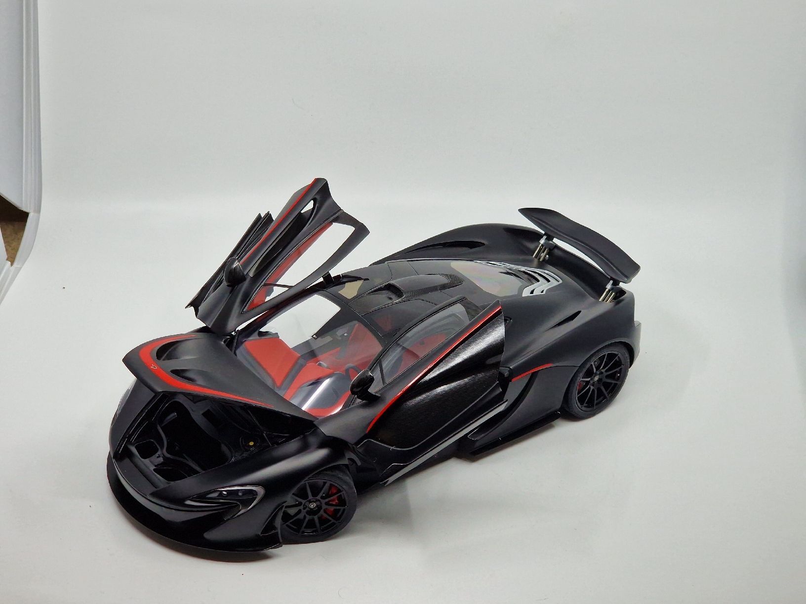 Autoart Voitures modèles: McLaren P1 Autoart – Neuf (Voir description) à Reckingen VS par RonaldL01 3