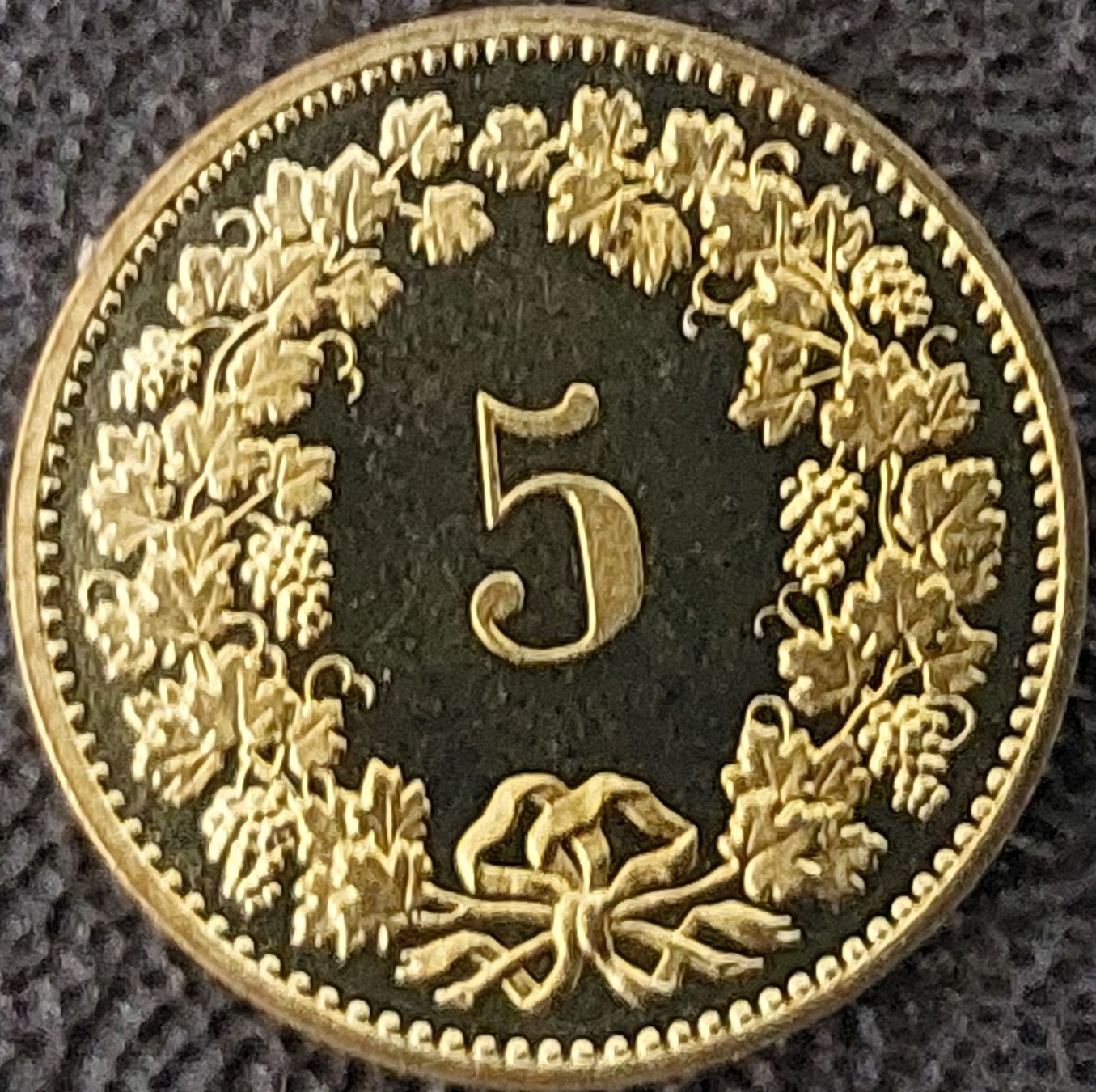 Tutti le monete: 5 Rappen 1982 stgl. / aus Münzsatz – Nuovo (secondo la descrizione) da Arch venduto da coinsandmore 1