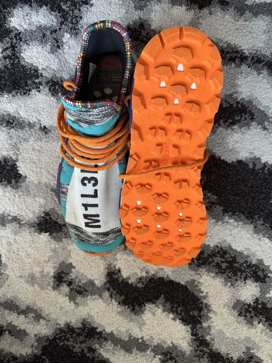 Adidas Chaussures hommes: Sneaker Adidas Pharrel Williams Solar HU NMD  – D'occasion à Wallisellen par ori_nsj2 1