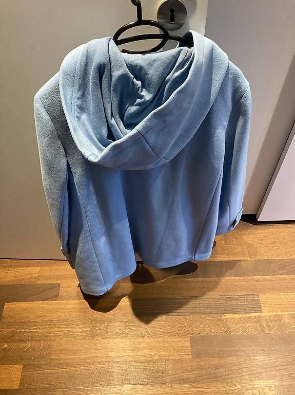 Giacche: winterjacke – Usato da frauenfeld venduto da pieve02 1