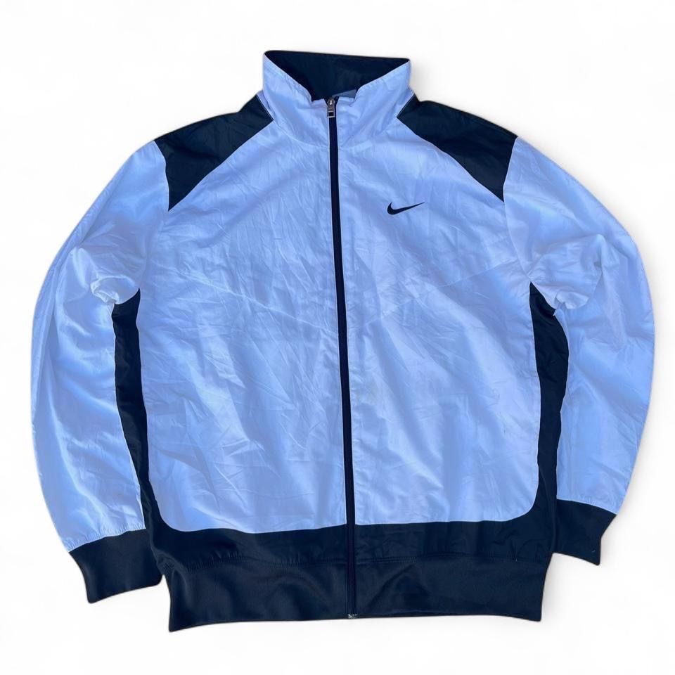 Nike Giacche: Nike Tracksuit Weiss – Usato da Riehen venduto da RESTREET