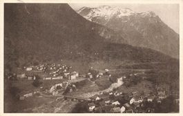 Olivone (TI) con il Simano – Veduta panoramica Blenio