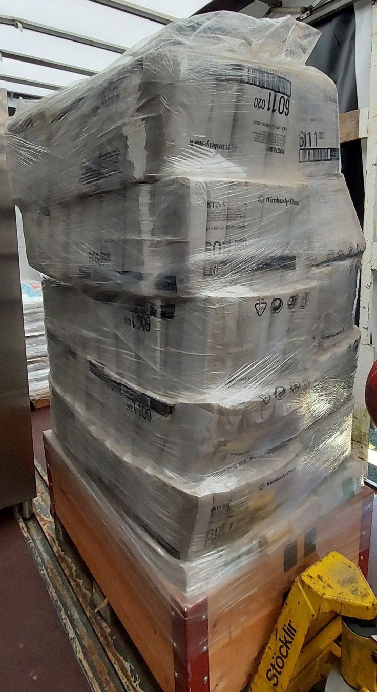 Portasciugamani: 15 Handtuchspender inkl. Papierhandtücher 1Palett – Nuovo (secondo la descrizione) da Künten venduto da Soku3 1