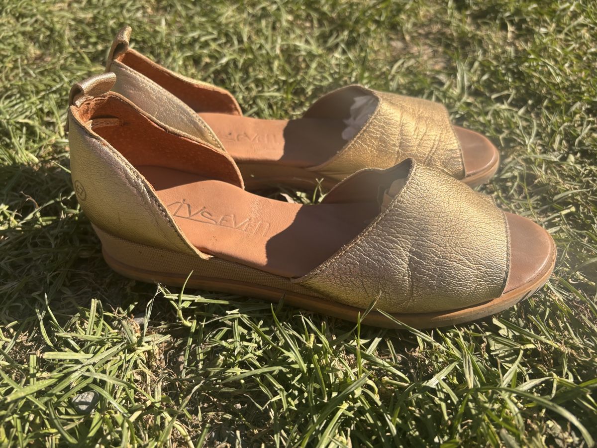 Scarpe da donna: Sandalen goldfarben, 38 – Usato da Zürich venduto da gucks 2