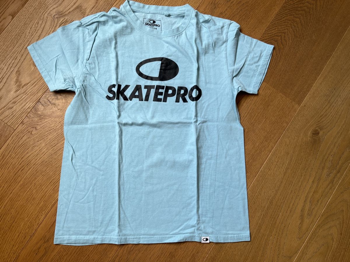T-shirts: T-Shirts diverse Marken Gr. S – D'occasion à Sigriswil par Krugle83 1