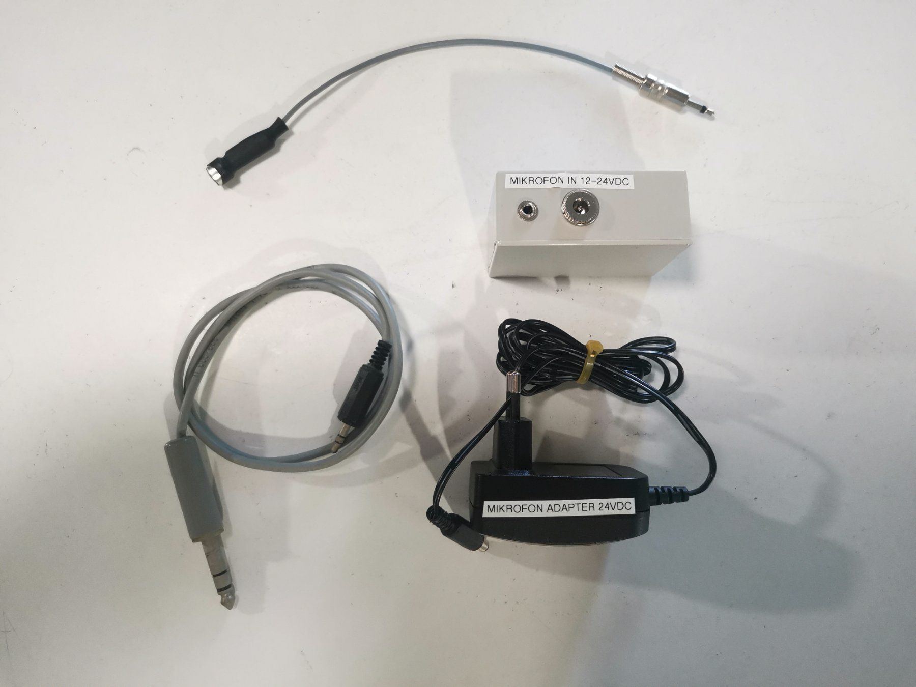 Mikrofone: Mikrofon Adapter – Neu (gemäss Beschreibung) aus zürich von Schnierl