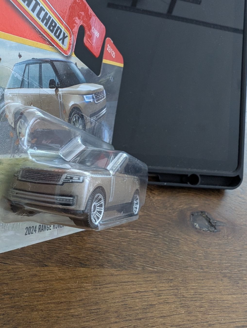 Matchbox Modellini d'auto: Matchbox 2024 Range Rover PHEV Neuware im Blister – Nuovo e nell'imballaggio originale da Davos-Platz venduto da v2cat 2