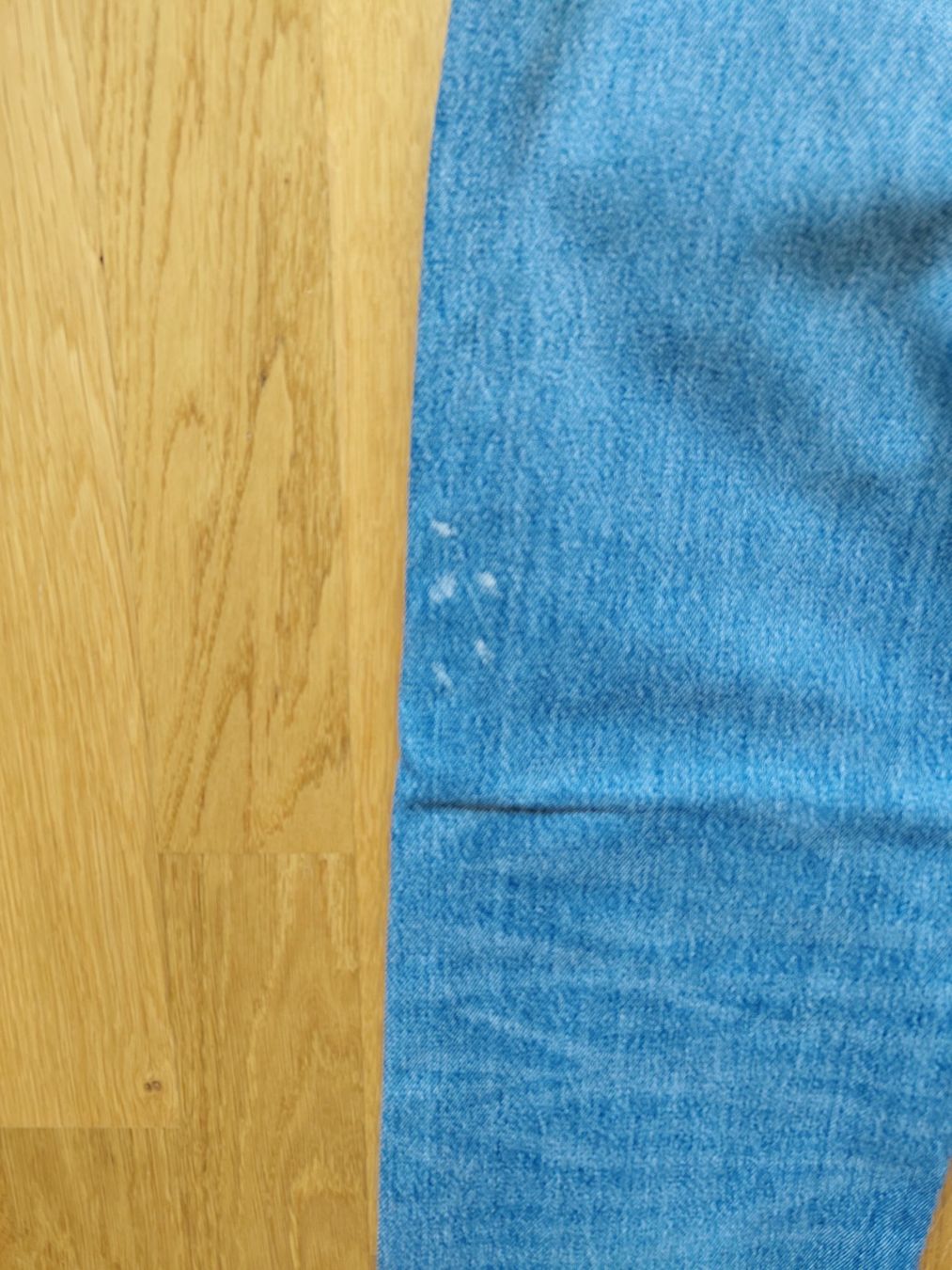 Levi's Jeans: Destroyed Levis W30 L34 – Usato da Basel venduto da AufeinenBlick 8