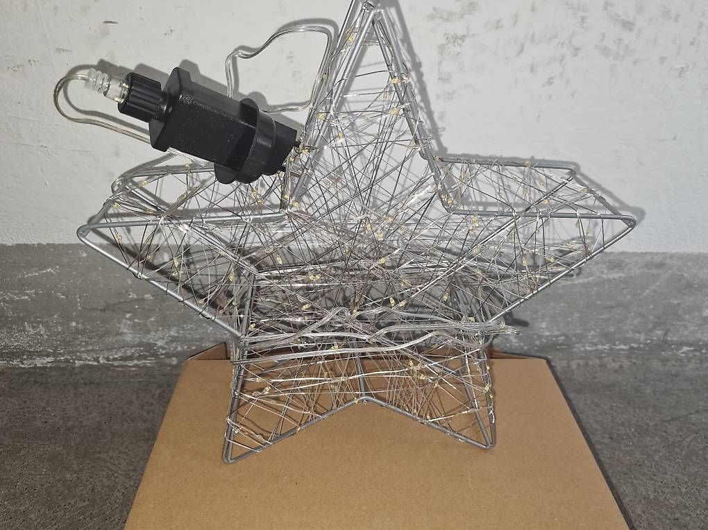 Tutte le decorazioni: Weihnachtsstern – Usato da Bern venduto da ast_k5pn