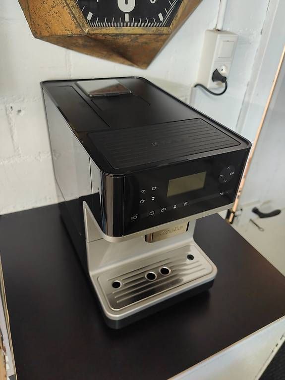 Macchine per caffè & Macchine per espresso: Kaffeemaschine Miele – Usato da Rütihof venduto da _Caroline 2
