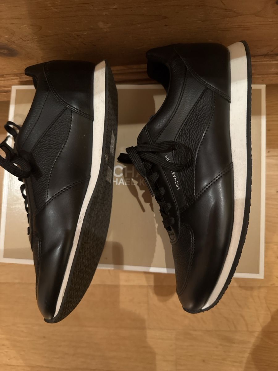 Michael Kors Scarpe da donna: Michael Kors Sneaker schwarz Gr. 39 – Nuovo (secondo la descrizione) da Mauren venduto da Duc_93 8