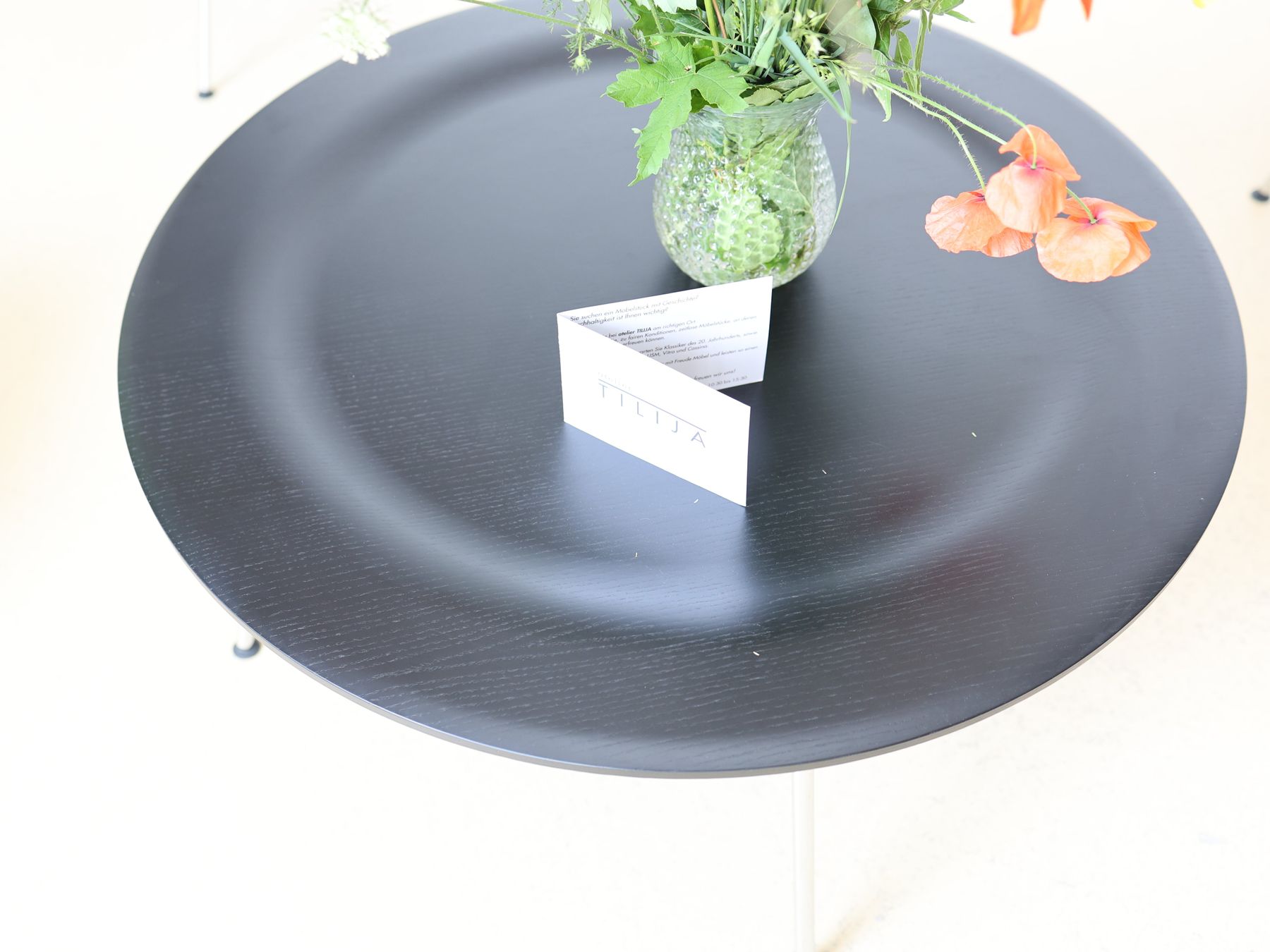 Vitra Tables: Vitra Eames CTM Coffee Table Metall Couchtisch | Schwarz – D'occasion à Meinisberg par atelier_TILIJA 4