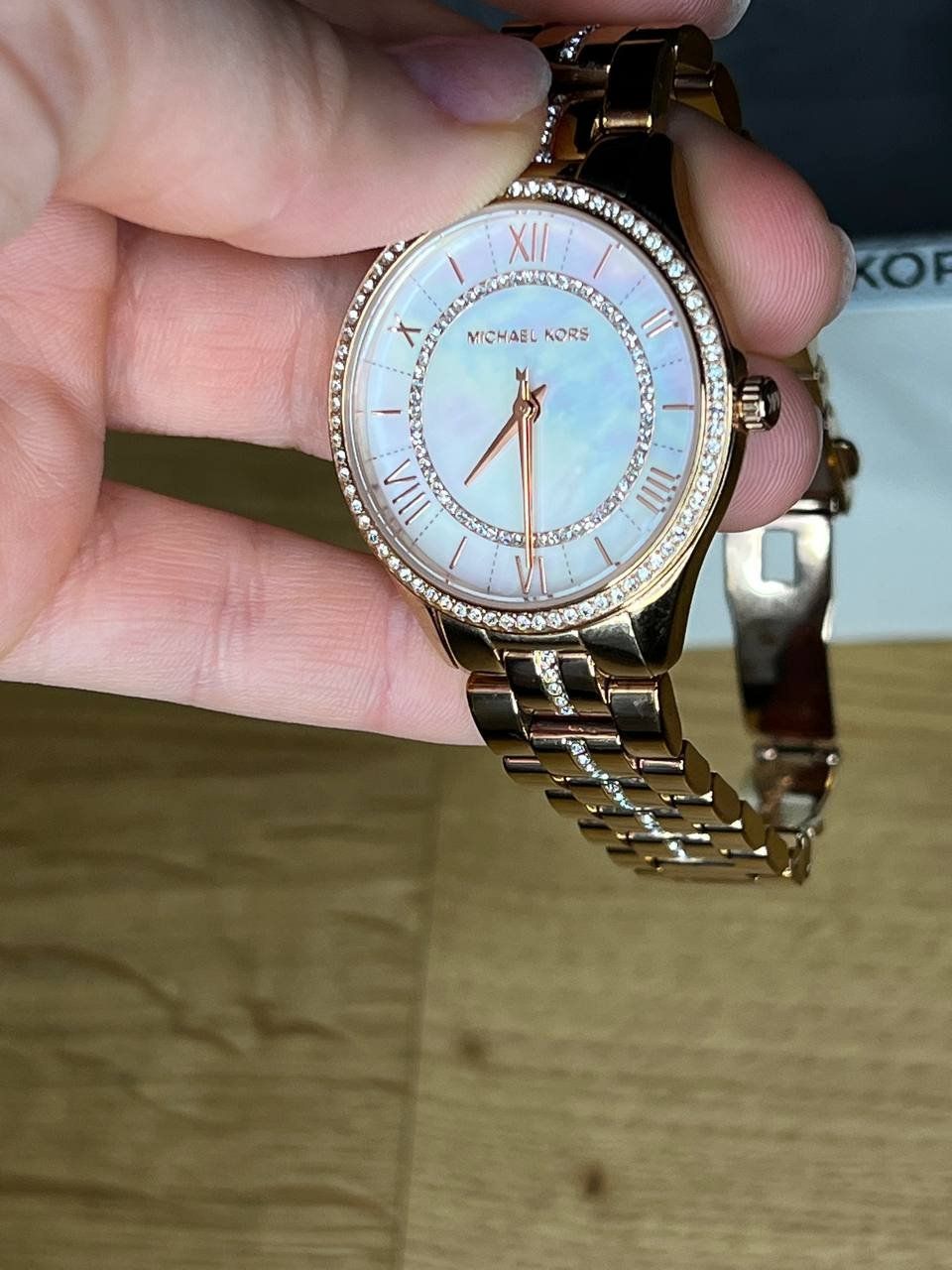 Michael Kors Montres: Michael Kors Lauryn – Neuf avec emballage d'origine à Riehen par edu_92w7 7