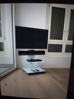 Spectral Fernsehmöbel mit Rollen