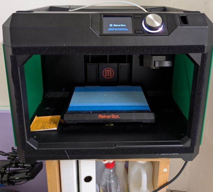 Makerbot Replicator 3D Drucker (Gebraucht) in Frauenfeld für CHF 50 ...