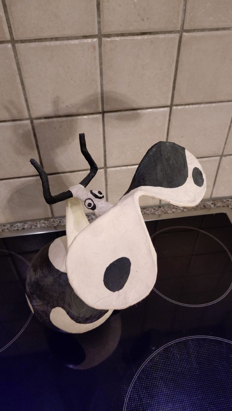 Statuette: Vache en papier mâché – Usato da Essertines-sur-Yverdon venduto da emor77 1