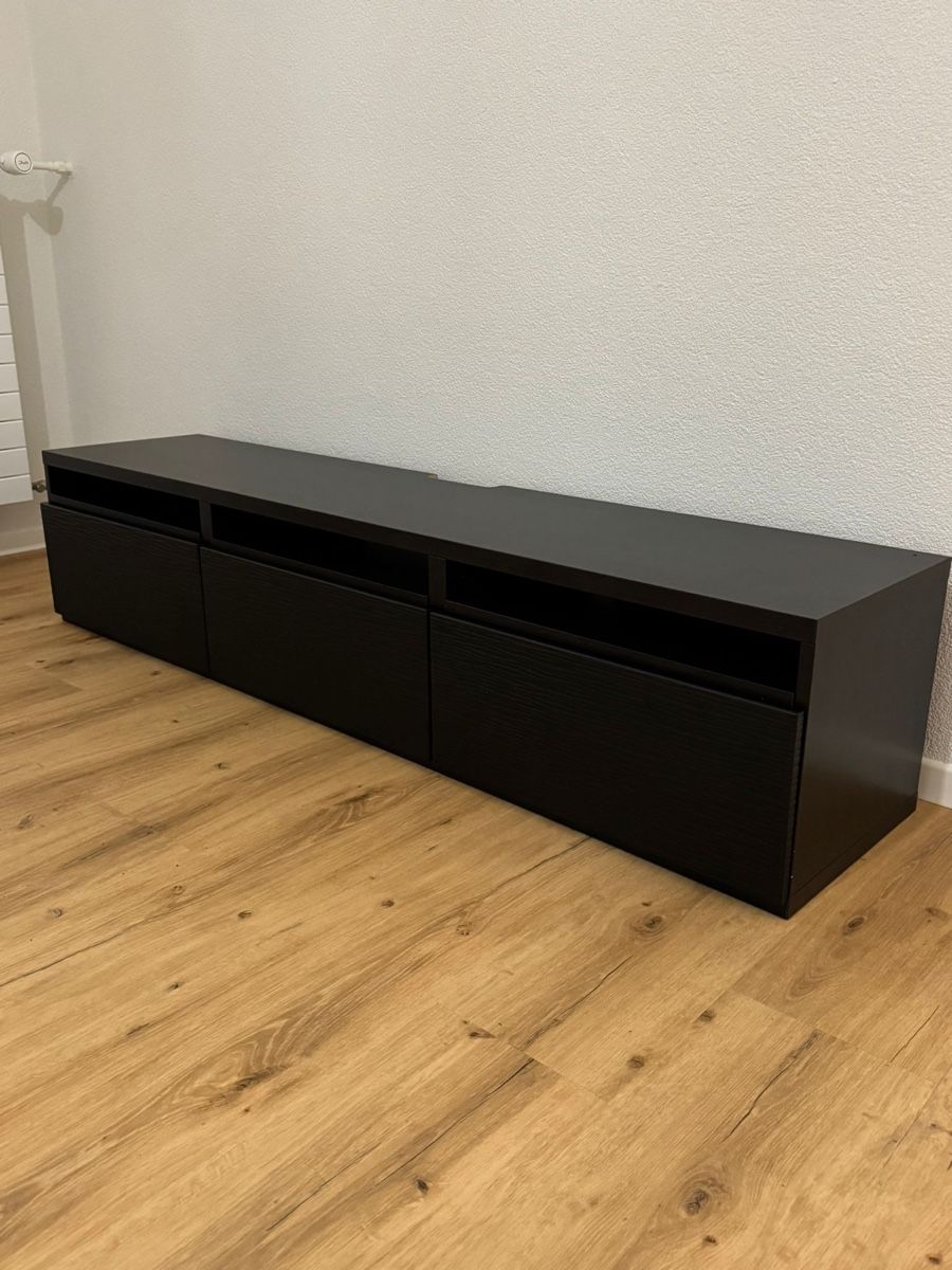 Ikea Meubles TV: IKEA Meuble tv avec rangement  – Neuf (Voir description) à La Chaux-de-Fonds par ped_8hw7 1