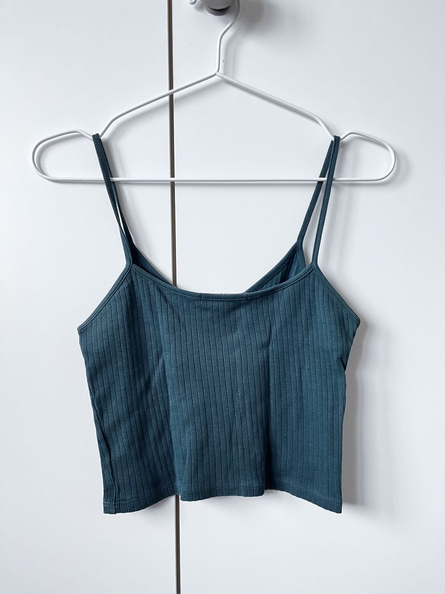 Brandy Melville Top: Brandy Melville Top – Usato da Sachseln venduto da erdnussli29 1
