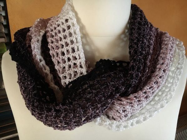 Loop Schal Uberwurf Hakelschal Gehakel Kaufen Auf Ricardo