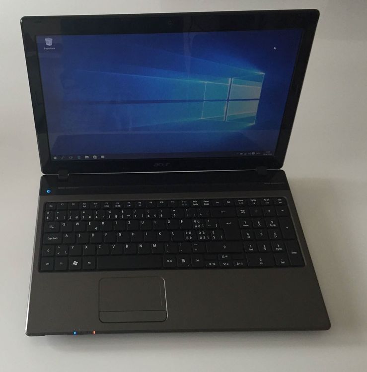 Acer aspire 5750 включается и выключается