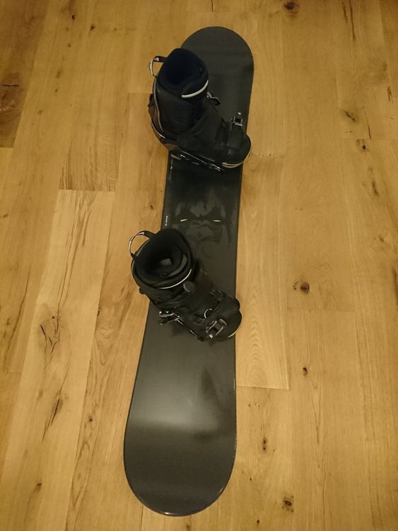 Snowboard mit Bindung und Schuhe Kaufen auf Ricardo