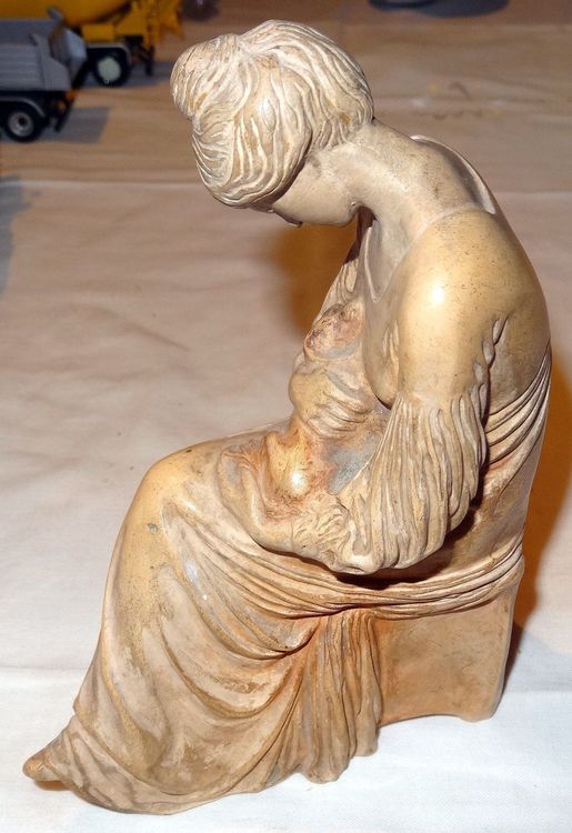 Tanagra Statuette kaufen auf ricardo.ch