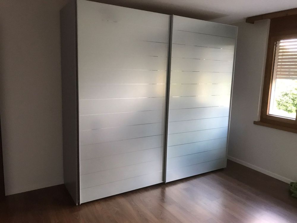 Kleiderschrank Von Mobel Marki Kaufen Auf Ricardo