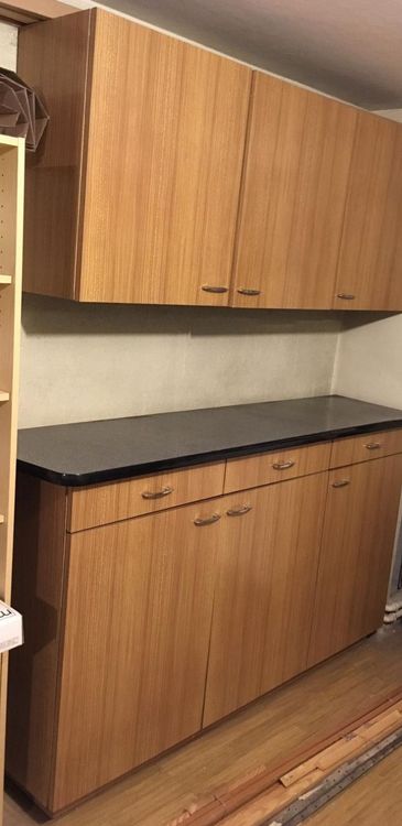 2 Schränke aus einer alten Küche kaufen auf Ricardo