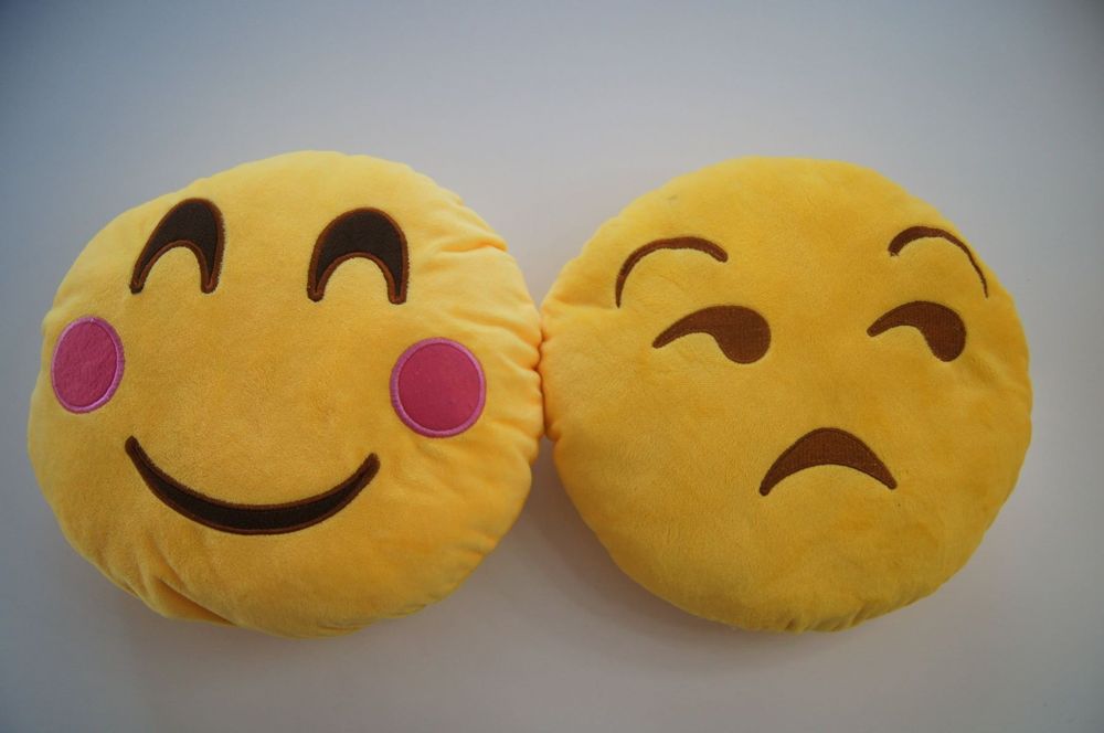 NEU Kindergeschenk Kissen Smiley Emoji Soft Cushion Emoticon Plüschtier