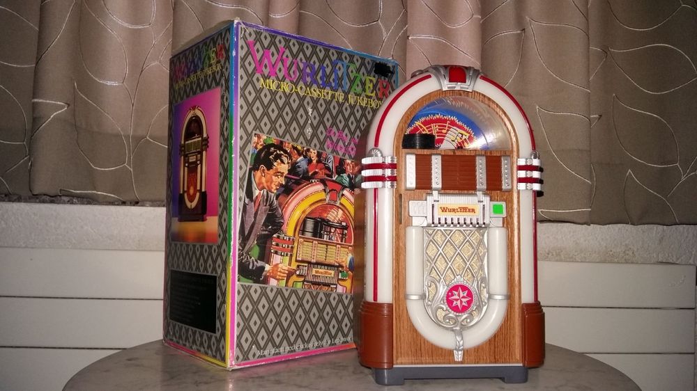 Wurlitzer MicroCassette Jukebox 1985 Kaufen auf Ricardo