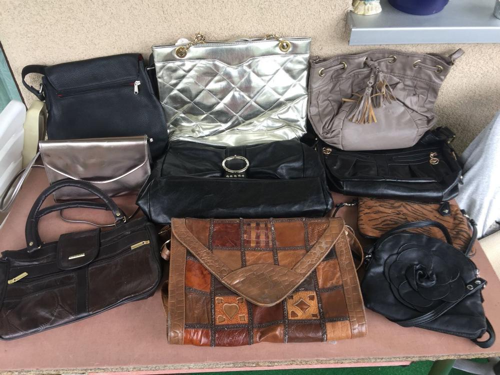 Handtaschen für jeden Anlass kaufen auf Ricardo