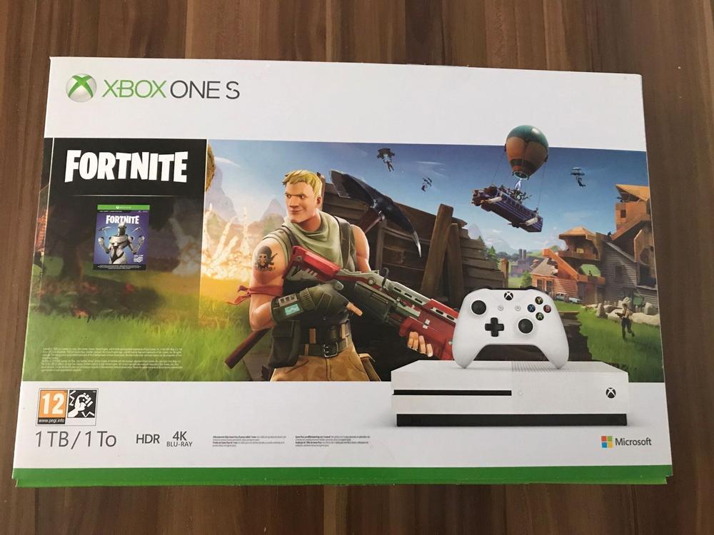 Сколько весит fortnite на xbox series s