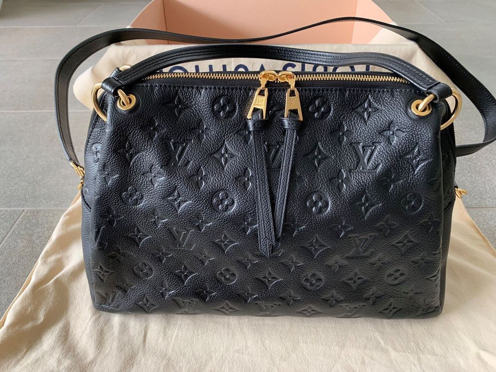 Louis Vuitton Ponthieu aus Leder in Schwarz - Second Hand Louis Vuitton  Ponthieu aus Leder in Schwarz buy used for 1499€ (5636852)