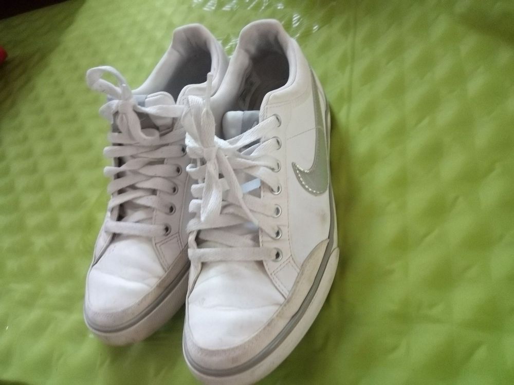 Nike Schuhe kaufen auf Ricardo