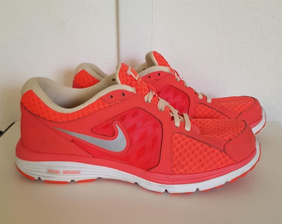 nike dual fusion orange