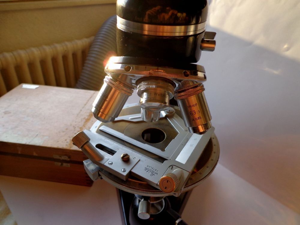 Leitz Mikroskop