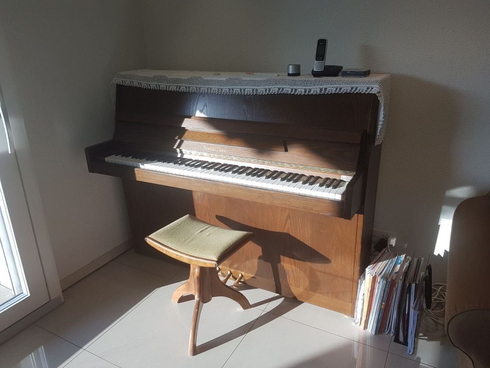 how to tell model of nordiska piano