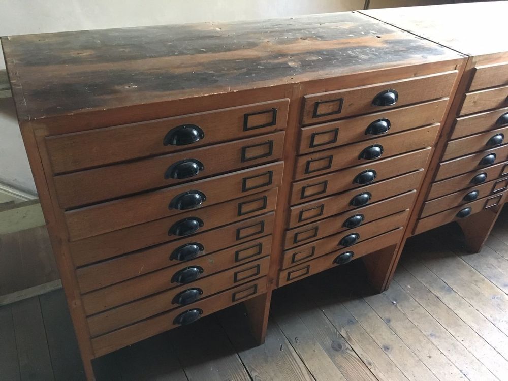 Antiker Aktenschrank acheter sur Ricardo