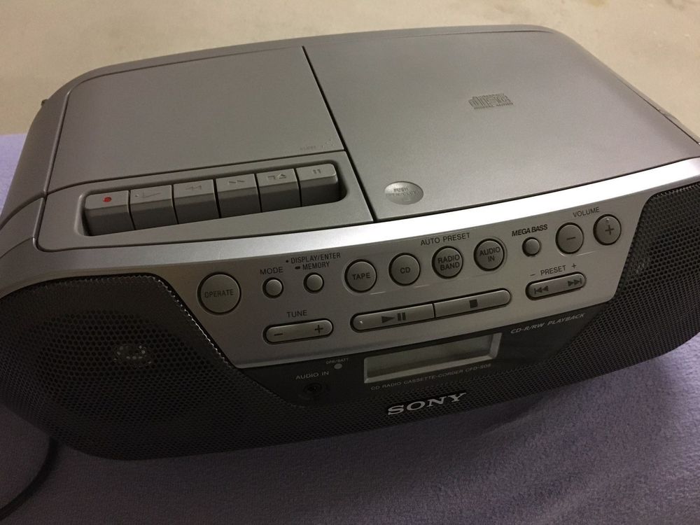 Sony CD Radio CassetteCorder Acheter sur Ricardo
