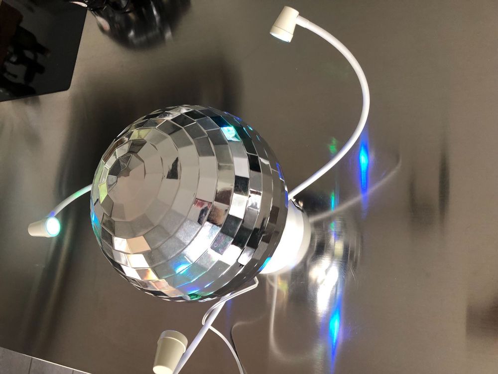 Discokugel als Decken- oder Tischlampe kaufen auf Ricardo