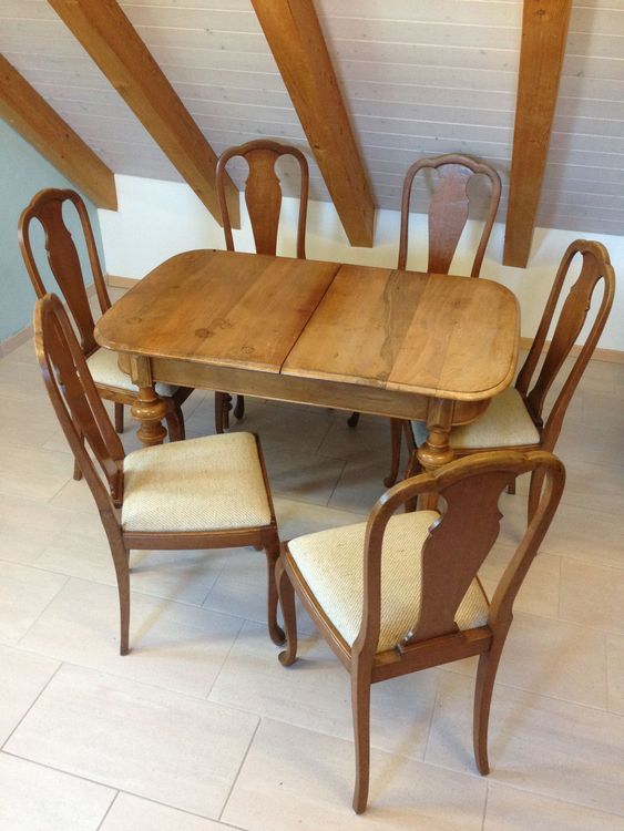 antiker Tisch, 6 Stühle kaufen auf Ricardo